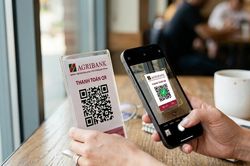 Bị khóa SIM ngày 15/6: Giao dịch ngân hàng số có bị ảnh hưởng?
