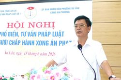 &Acirc;u L&acirc;u: 25 người chấp h&agrave;nh xong &aacute;n phạt t&ugrave; được tư vấn ph&aacute;p luật