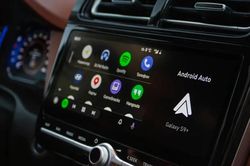 Mẹo tối ưu Android Auto: Những cài đặt ẩn giúp lái xe an toàn và tiện lợi hơn