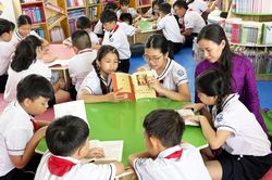 Kể chuyện về Bác bằng tình yêu trẻ thơ