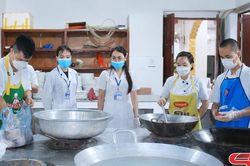 Siết chặt quản lý vệ sinh an toàn thực phẩm