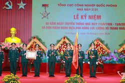 Nhà máy Z131 đón nhận danh hiệu Anh hùng Lực lượng vũ trang nhân dân
