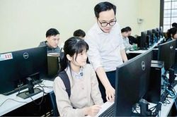 Thích ứng với siết chặt bản quyền