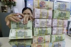 Lãi suất đầu vào lên mặt bằng mới, ngân hàng trước áp lực chi phí vốn và nợ xấu