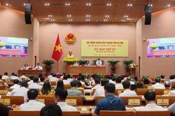 Sáng nay HĐND Thành phố xem xét, thông qua nhiều nghị quyết quan trọng