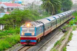 Nhiều t&iacute;nh năng mới tr&ecirc;n c&aacute;c đo&agrave;n t&agrave;u phục vụ cao điểm du lịch h&egrave;