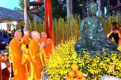 Khánh thành đền thờ và an vị tượng Phật Hoàng Trần Nhân Tông tại Thiền viện Trúc Lâm Phương Nam Cần Thơ