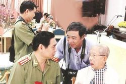 Kỷ niệm làm báo với năm đời Bộ trưởng Bộ Công an