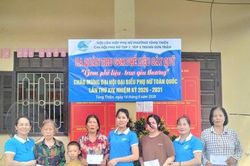 Phụ nữ phường Tùng Thiện lan tỏa yêu thương từ những hành động nhỏ