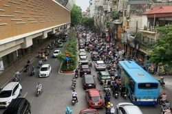 H&agrave; Nội sẽ th&iacute; điểm thu ph&iacute; đối với phương tiện c&aacute; nh&acirc;n v&agrave;o khu vực trung t&acirc;m