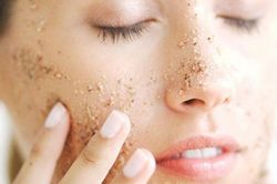 Da mặt bị đỏ rát: Làm ngay những điều này để 'giải cứu' làn da kịp thời