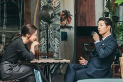 Vũ trụ nhắn bạn: Nhóm Lửa cần giảm tốc, nhóm Nước thiết lập ranh giới cá nhân
