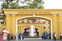 Toàn cảnh vụ giám thị hỗ trợ thí sinh trong kỳ thi tốt nghiệp THPT 2026 ở Quảng Ninh