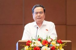 Chủ tịch Quốc hội: Kiểm so&aacute;t chặt quyền lực, kh&ocirc;ng để lợi &iacute;ch nh&oacute;m chi phối trong x&acirc;y dựng ph&aacute;p luật