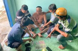 Bắt giữ kẻ cướp tài sản của cụ ông 70 tuổi bán vé số khi đang lẩn trốn