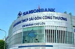 Ngân hàng thương mại đầu tiên của TP.HCM