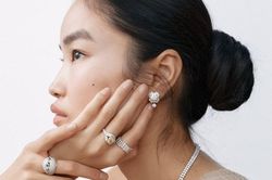 Sai lầm khi cất trang sức trong ph&ograve;ng m&aacute;y lạnh