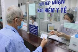 Bộ Y tế phản hồi đề xuất miễn phí BHYT cho người từ 65 tuổi trở lên