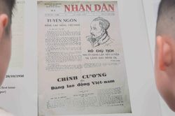 Trưng bày chuyên đề 'Bút thép, lòng son'