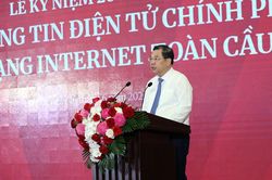 Ph&oacute; Thủ tướng Thường trực Phạm Gia T&uacute;c: Cổng TTĐT Ch&iacute;nh phủ l&agrave; cầu nối hữu hiệu giữa Ch&iacute;nh phủ với người d&acirc;n, DN, x&atilde; hội, bạn b&egrave; quốc tế