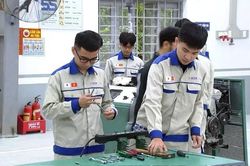 Bộ Giáo dục và Đào tạo ban hành Điều lệ trường trung học nghề