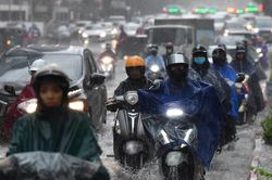 Cảnh b&aacute;o mưa cường suất lớn v&agrave; nguy cơ lũ qu&eacute;t từ ng&agrave;y 16-18/6 tại Bắc Bộ