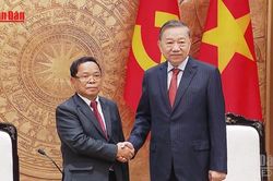[Video] Tổng B&iacute; thư, Chủ tịch nước T&ocirc; L&acirc;m tiếp Ph&oacute; Thủ tướng, Bộ trưởng Bộ Tư ph&aacute;p L&agrave;o