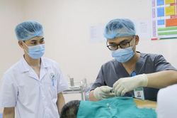Hà Nội tung loạt ưu đãi mới để giữ chân, thu hút bác sĩ