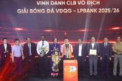 V-League Awards 2026: Dấu mốc 25 năm v&agrave; kh&aacute;t vọng n&acirc;ng tầm b&oacute;ng đ&aacute; chuy&ecirc;n nghiệp Việt Nam