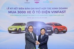 Taxi Quê Lụa mua thêm 2.000 ô tô điện VinFast