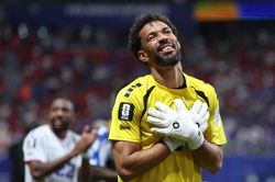 Từ thủ m&ocirc;n v&ocirc; danh đến người h&ugrave;ng World Cup 2026: C&acirc;u chuyện cổ t&iacute;ch của Vozinha ở tuổi 40