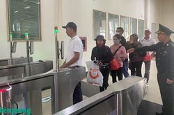 Bộ đội Bi&ecirc;n ph&ograve;ng đẩy mạnh dịch vụ c&ocirc;ng trực tuyến v&agrave; số h&oacute;a thủ tục h&agrave;nh ch&iacute;nh