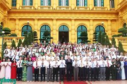 Tổng Bí thư, Chủ tịch nước Tô Lâm gặp mặt, biểu dương 101 nhà báo tiêu biểu
