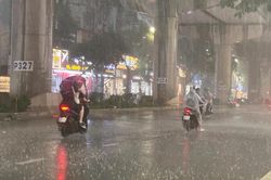 Thời tiết ng&agrave;y 16/6: Bắc Bộ mưa d&ocirc;ng