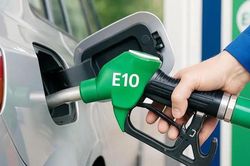 8 ng&agrave;y đầu triển khai E10, cả nước ti&ecirc;u thụ hơn 310 triệu l&iacute;t xăng sinh học
