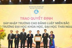Công bố Quyết định sáp nhập trường Cao đẳng Luật miền Bắc vào trường Đại học Khoa học – Đại học Thái Nguyên