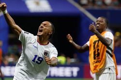HLV Bubista: 'Cape Verde kiểm so&aacute;t T&acirc;y Ban Nha theo một c&aacute;ch kh&aacute;c'