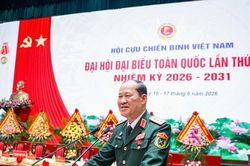 Đại hội Hội Cựu Chiến binh tổ chức phi&ecirc;n l&agrave;m việc thứ nhất, tiến h&agrave;nh c&ocirc;ng t&aacute;c nh&acirc;n sự