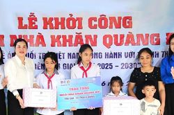 Khởi công 'Ngôi nhà khăn quàng đỏ' cho thiếu nhi vùng biên