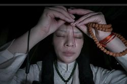 Nghi thức t&acirc;m linh gắn với giai thoại con ma nh&agrave; họ Hứa