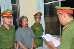 Khởi tố đối tượng ph&oacute;ng hỏa l&agrave;m cha ruột tử vong ở Vĩnh Long