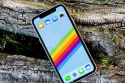 iPhone 11 vẫn được hỗ trợ iOS 27, vì sao?