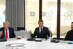 Tổng thống Mỹ, Pháp và Ukraine gặp nhau bên lề Hội nghị G7