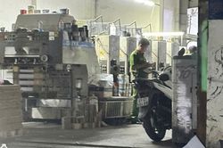 Phát hiện nam công nhân tử vong trong xưởng in ở TPHCM