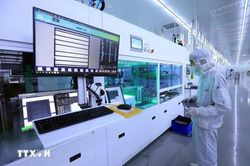 Bộ Ch&iacute;nh trị ban h&agrave;nh Nghị quyết về ph&aacute;t triển kinh tế c&oacute; vốn đầu tư nước ngo&agrave;i