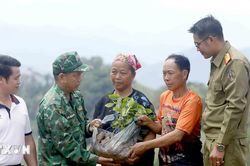 Bi&ecirc;n cương gắn kết, vun đắp t&igrave;nh hữu nghị đặc biệt giữa Việt Nam v&agrave; L&agrave;o