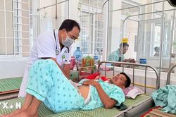 Gia Lai: Ph&aacute;t hiện h&agrave;ng loạt vi phạm sau vụ nghi ngộ độc b&aacute;nh mỳ