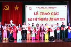 Người làm báo cần chủ động thích ứng với xu thế báo chí đa nền tảng