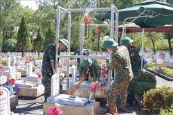 Ấm tình đồng đội, trọn nghĩa tri ân