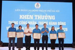 C&ocirc;ng đo&agrave;n H&agrave; Nội quan t&acirc;m chăm lo đời sống người lao động